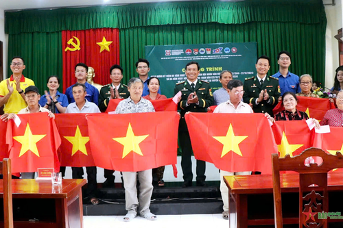 TP Hồ Chí Minh: Nhiều hoạt động an sinh xã hội trên tuyến biên giới biển Cần Giờ