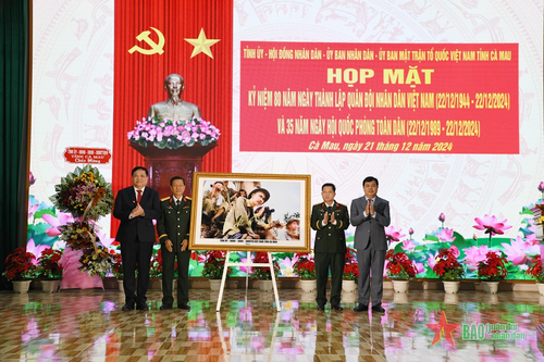 Cà Mau: Họp mặt kỷ niệm 80 năm Ngày thành lập Quân đội nhân dân Việt Nam