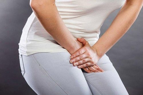 Cách chăm sóc hệ tiết niệu ở người bệnh tổn thương tủy sống