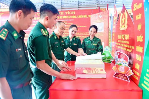 Tự hào 80 năm truyền thống QĐND Việt Nam anh hùng