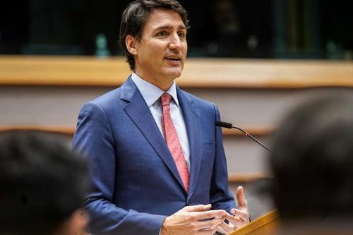 Thủ tướng Canada đối mặt nguy cơ bị phế truất khi đồng minh quan trọng quay lưng