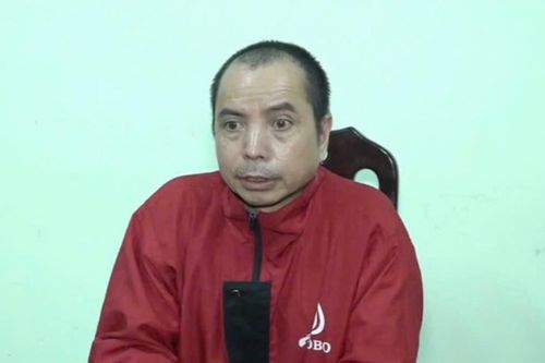 Đối tượng trốn truy nã sang nước ngoài làm cán bộ