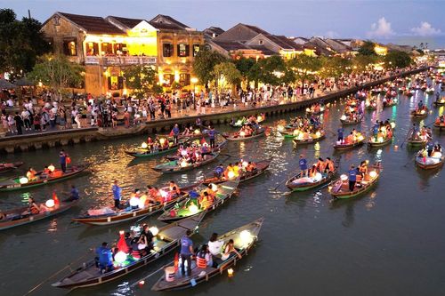 Quảng Nam lập kỷ lục đón 8 triệu lượt khách, tổng thu du lịch hơn 30.000 tỷ đồng