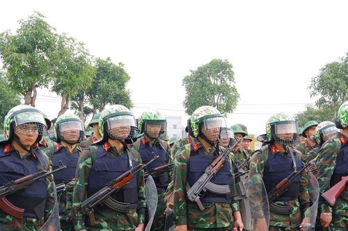Kiểm tra công tác trực sẵn sàng chiến đấu tại các đơn vị quân đội trong dịp nghỉ lễ