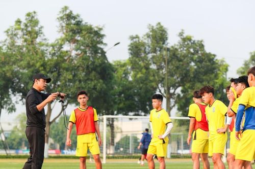 HLV Huy Hoàng tiết lộ thế mạnh của U19 Sông Lam Nghệ An