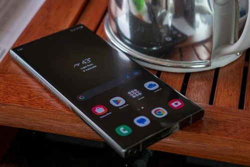 Màn hình viền cong sắp trở lại trên điện thoại Samsung?