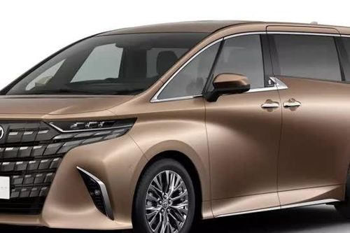 Chuyên cơ mặt đất Toyota Alphard 2025 bổ sung thêm phiên bản tiết kiệm xăng, giá khởi điểm quy đổi chỉ 1,81 tỷ đồng