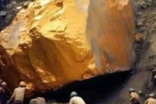 Mỏ vàng lớn nhất Việt Nam: Nơi được ví như 'lãnh địa vàng' nhưng phải đóng cửa sau 30 năm khai thác. Vì sao?