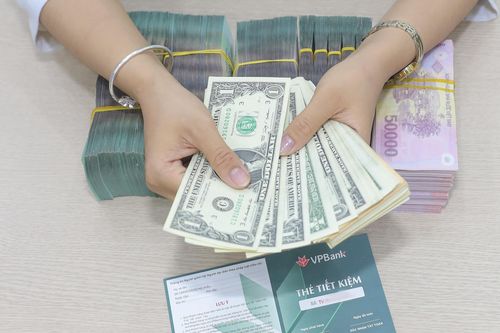 Fed giảm lãi suất tác động thế nào đến kinh tế Việt Nam?