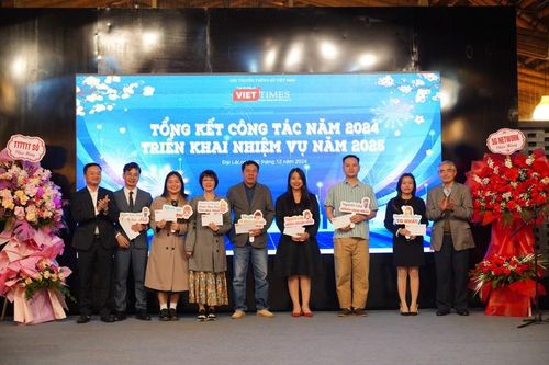 Những hình ảnh ấn tượng mừng sinh nhật VietTimes 9 tuổi