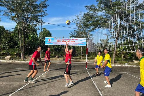 Thoại Sơn sôi nổi hoạt động thể thao chào mừng 80 năm Ngày thành lập Quân đội nhân dân Việt Nam