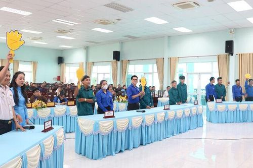 Hội thi tìm hiểu truyền thống 80 năm ngày thành lập quân đội