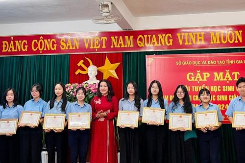 Gia Lai gặp mặt đội tuyển dự thi học sinh giỏi quốc gia THPT năm học 2024-2025