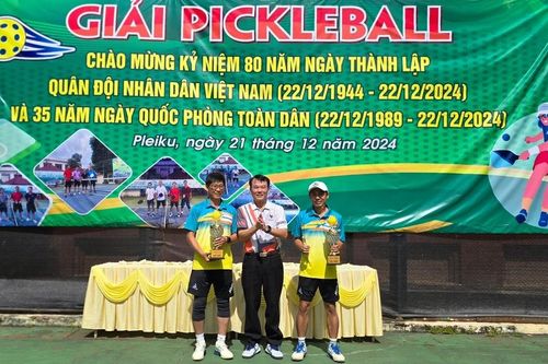 Pleiku: 30 vận động viên tranh tài ở giải Pickleball chào mừng ngày 22-12