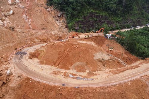 Đèo Khánh Lê chính thức thông xe 1 làn vào 7 giờ sáng 22-12