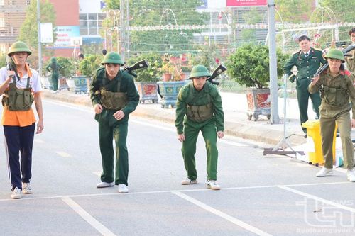 Hội thao Giáo dục quốc phòng và an ninh cụm các trường THPT