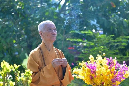Đại lão HT.Thích Trí Quảng giảng về nguồn gốc và lợi lạc của mùa tu Gia hạnh Phổ Hiền