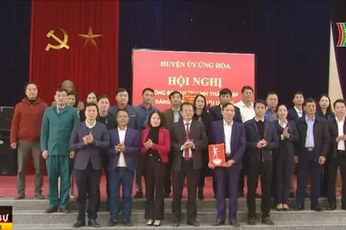 Gắn tinh gọn bộ máy với cơ cấu đội ngũ cán bộ