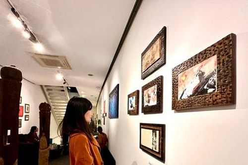 Triển lãm 'Thời gian': Cuộc đối thoại giữa di sản kiến trúc dân gian và sáng tạo đương đại