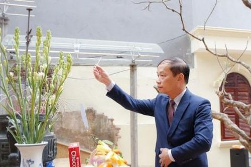 Lễ cầu siêu tưởng niệm liệt sĩ và nạn nhân đợt thảm sát bằng bom B52 năm 1972