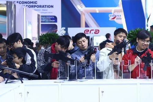 Khu trưng bày trong nhà của Triển lãm Quốc phòng Quốc tế Việt Nam 2024 có gì?