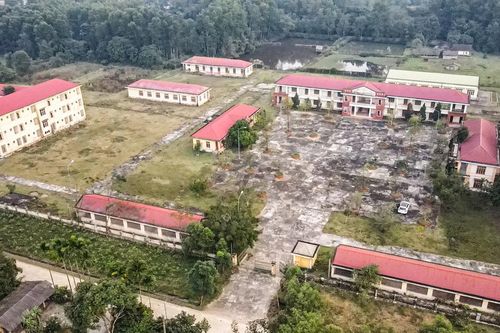 Bên trong Trung tâm dạy nghề 39 tỷ đồng bị bỏ hoang ở Hà Tĩnh