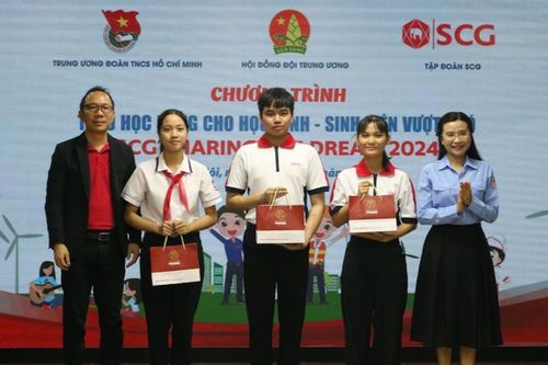 Kiên cường vươn lên từ nghịch cảnh