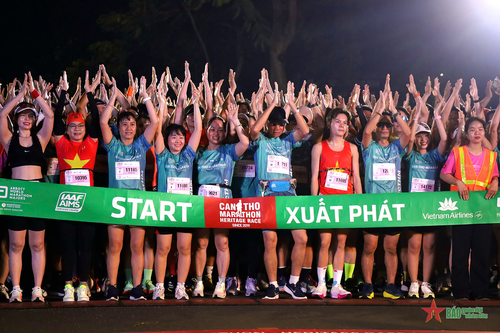 Hơn 9.000 vận động viên tham gia 'Giải Marathon Quốc tế Di sản Cần Thơ 2024'