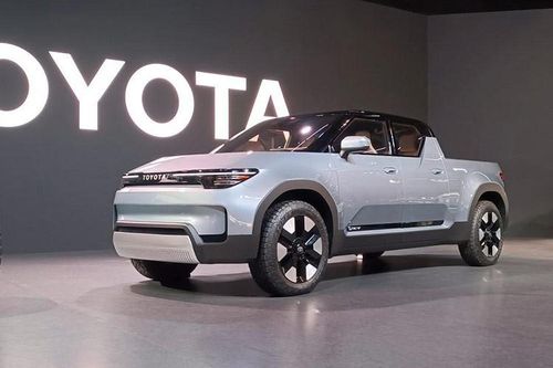 Toyota hé lộ bán tải cỡ nhỏ mới, đấu 'ông trùm' Ford Maverick
