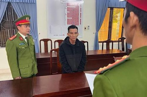 Thuê 2 ô tô sang đem thế chấp vay tiền rồi bỏ trốn