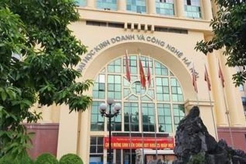 Đào tạo 'chui', hiệu trưởng bị quy trách nhiệm
