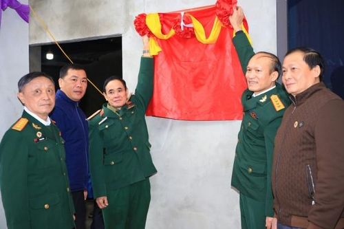 Hội CCB Tập đoàn trao hỗ trợ xây dựng 02 nhà Nghĩa tình đồng đội tại Bắc Kạn