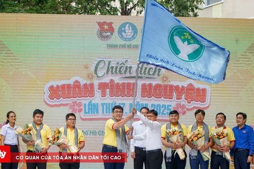 Hàng ngàn bạn trẻ TP.HCM ra quân 'Xuân tình nguyện' 2025