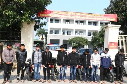 Công an thành phố Vinh xử lý nhóm thanh, thiếu niên gây rối trật tự công cộng