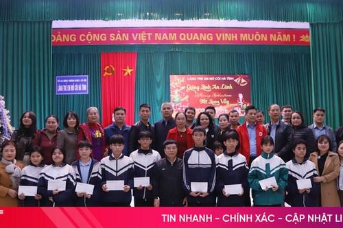 Giáng sinh ấm áp đến với trẻ em mồ côi