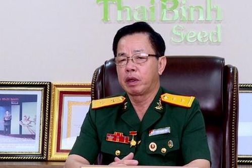 Những gương mặt doanh nhân tiêu biểu từng mặc 'áo lính'