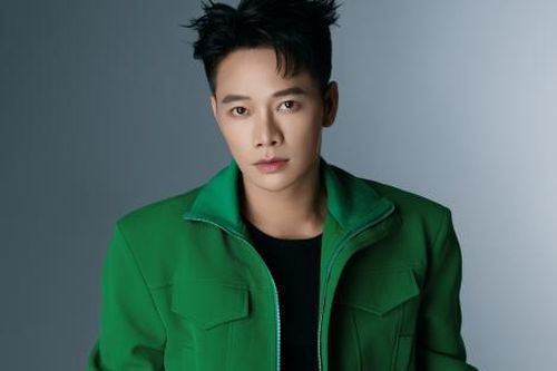 Anh Quân Idol thừa nhận tuổi trẻ mải chơi, không ngại bị so sánh diện mạo giống Hồng Đăng