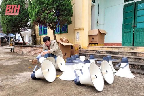 Cầu nối thông tin hữu ích ở các xã vùng 'sáu Thanh'