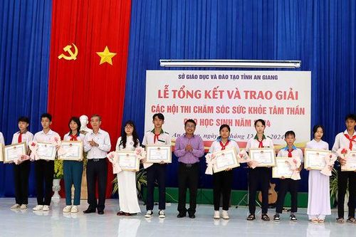 Tổng kết và trao giải Hội thi chăm sóc sức khỏe tâm thần cho học sinh