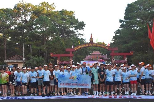 Ra mắt Câu lạc bộ Mang Yang Runners