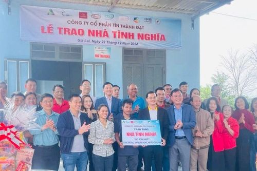 Chư Păh bàn giao 2 nhà tình nghĩa cho hội viên khó khăn về nhà ở