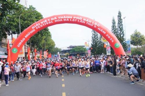 Bảo Lộc: Hơn 1.000 vận động viên tranh tài tại Giải Việt dã hưởng ứng Festival Hoa Đà Lạt lần thứ X