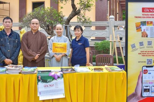 Báo Giác Ngộ tặng hơn 3.000 tờ báo đến thí sinh Hội thi giáo lý Phật tử cấp Thành phố - 2024