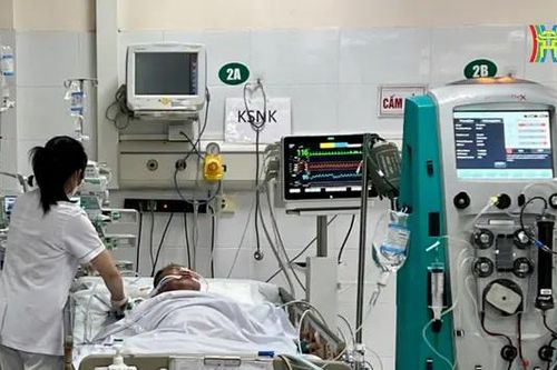 Bệnh viện Đức Giang cứu sống bệnh nhân ngộ độc nặng
