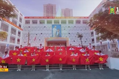 Ngàn lá cờ Tổ quốc vì Trường Sa thân yêu