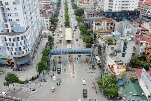 Cấm lưu thông trên đường Văn Khê để thi công cầu vượt