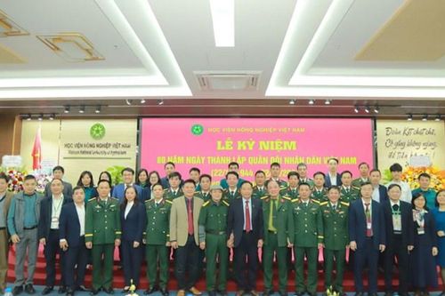 Học viện Nông nghiệp Việt Nam - hơn 2.500 sinh viên từng xếp bút nghiên lên đường xung trận