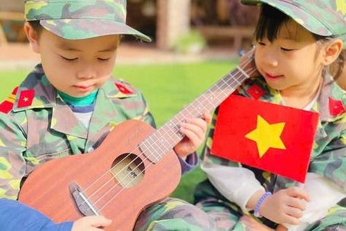 Nhiều hoạt động giáo dục kỷ niệm Ngày thành lập Quân đội nhân dân Việt Nam