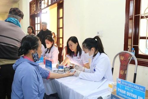 Bệnh viện Kiến An tổ chức khám bệnh miễn phí cho người cao tuổi