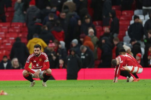 Đòn giáng mạnh vào Manchester United